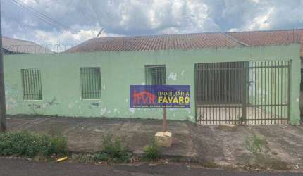 Duas casas em no mesmo terreno. Cada casa contem: Um quarto suite, sala, cozinha, área de serviço, garagem e quintal. agua e energia separados.