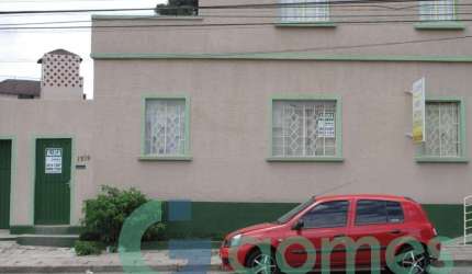 Casa Comercial para alugar com 45.00m² no Água Verde
