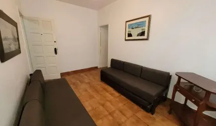ASTÚRIAS - UMA QUADRA DA PRAIA , LOCALIZAÇÃO PRIVILEGIADA , GARAGEM NO PRÉDIO.