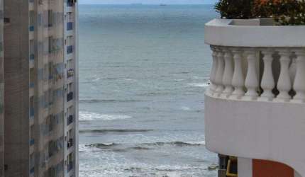 Pitangueiras - Linda vista ao mar - 269 m² úteis - Churrasqueira privativa - 02 vagas de garagem.