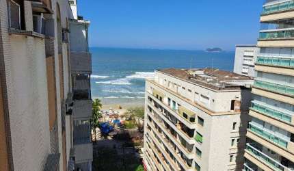 APARTAMENTO AMPLO COM 3 DORMITÓRIOS, 50 METROS DA PRAIA, COM VISTA PARA O MAR