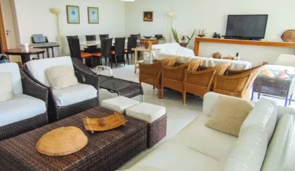 Pitangueiras - Frente ao mar, maravilhosa vista, 246,00 m² de área útil, 2 vagas e 4 dormitórios.