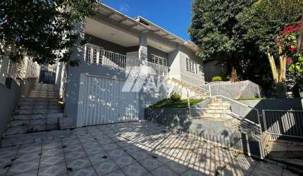 Casa com 3 quartos para alugar no Maria Goretti, Chapecó , 223 m2 por R$ 5.300