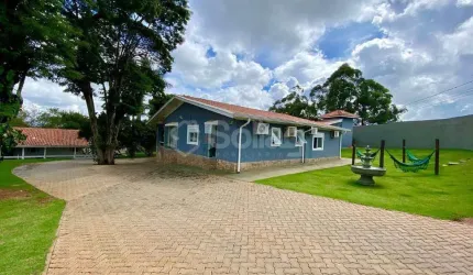 Chácara em Valinhos para compra no bairro Country Club, interior de São Paulo
