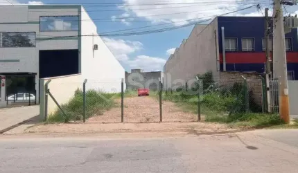 Terreno plano comercial para comprar no bairro Vila João XXIII na cidade de Vinhedo, interior de São Paulo.