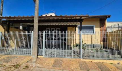 Casa térrea para comprar no bairro Papelão em Valinhos, São Paulo