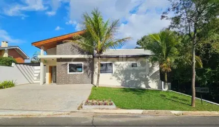 Casa para comprar no condomínio Estância Marambaia, na cidade de Vinhedo - SP