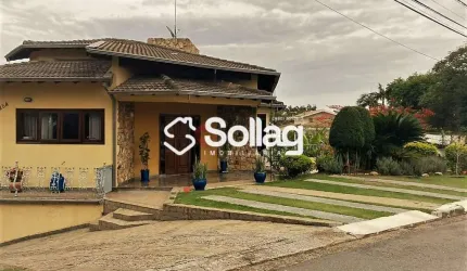 Casa para comprar no condomínio Marambaia em Vinhedo, interior de São Paulo