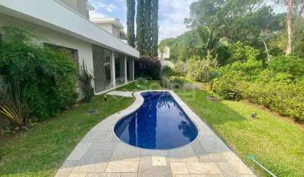 Casa à venda no Residencial Reserva das Palmeiras em Valinhos - interior de São Paulo.