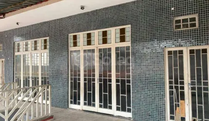 Sobrado residencial ou comercial para comprar no bairro Jardim Von Zuben - Capela na Cidade de Vinhedo, interior de São Paulo.