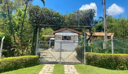 Casa à venda no Condomínio Vista Alegre Sede em Vinhedo - interior de São Paulo.