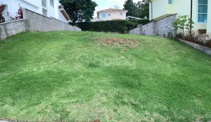 Terreno á venda no condomínio Via Castelli em Louveira, interior de São Paulo.