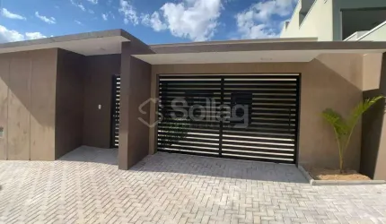 Casa á venda no Pinheirinho, bairro Ignácio Von Zuben, Vinhedo, interior de São Paulo.