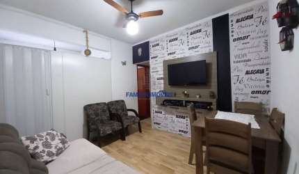 Apartamento com 2 quartos à venda na Rua Carlos Gomes, --, Campo Grande, Santos por R$ 335.000