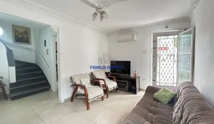 Casa em condomínio fechado com 3 quartos à venda na Rua Saturnino de Brito, --, Marapé, Santos por R$ 930.000