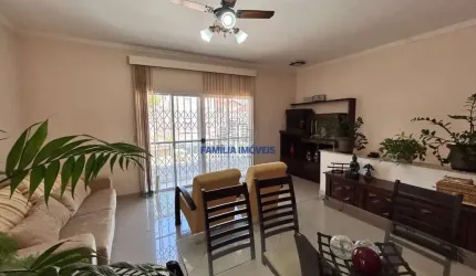 Casa com 3 quartos para alugar na Rua 9 de Julho, --, Marapé, Santos por R$ 5.500