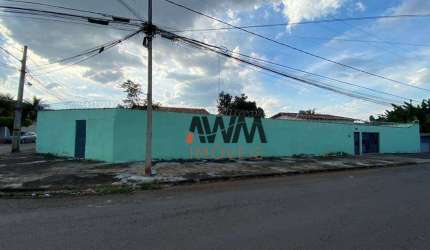 Casa com 2 Quartos à venda, 80 m² por R$ 525.000 - Setor Negrão de Lima - Goiânia/GO
