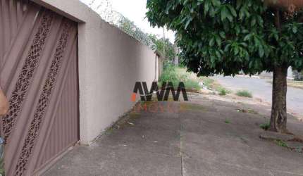 Casa com 3 Quartos 1 Suíte à venda, 150 m² por R$ 990.000 - Setor Pedro Ludovico - Goiânia/GO
