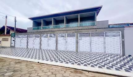 Casa em Condomínio – 100 metros da Praia