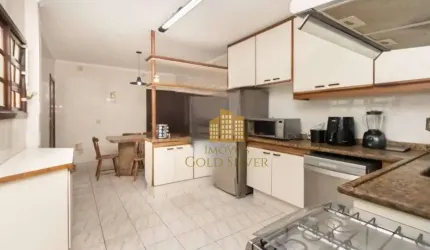 Casa com 3 dormitórios à venda, 210 m² por R$ 740.000,00 - Parque Maria Domitila - São Paulo/SP