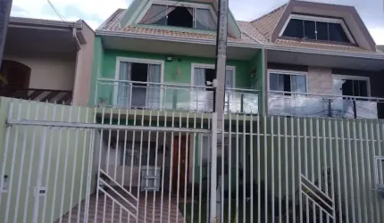 Sobrado com 3 quartos  à venda, 202.00 m2 por R$850000.00  - Capao Raso - Curitiba/PR