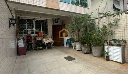 Casa Térrea à Venda – 4 Quartos | 3 Suítes | Quintal Amplo | 2 Vagas