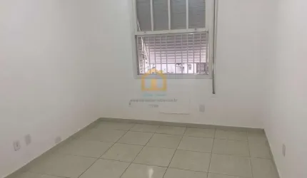 Maravilhoso Apartamento Reformado | 3 Dormitórios | Próximo à Praia