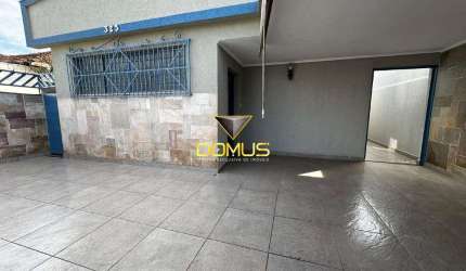 Linda casa no Canpos Eliseos