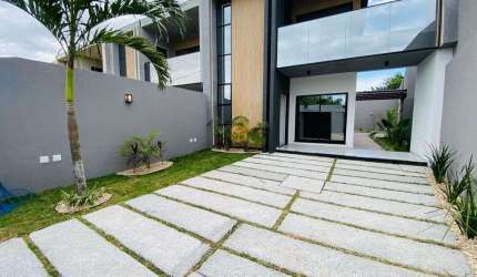 Casa à venda no Eusébio.
