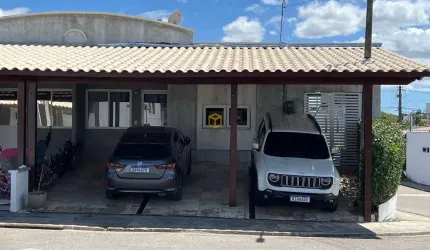 Casa a Venda com Piscina em Pedras- Fortaleza-ce