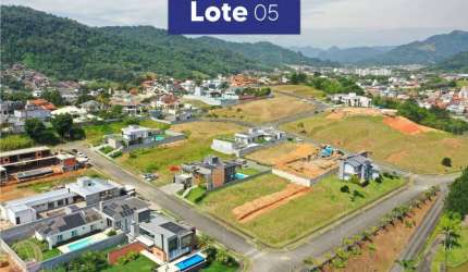 Terreno à venda no Jaraguá Esquerdo, Jaraguá do Sul , 922 m2 por R$ 1.200.000