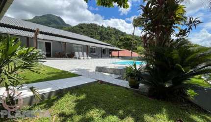 Casa com 4 quartos à venda no Ilha da Figueira, Jaraguá do Sul , 270 m2 por R$ 1.600.000