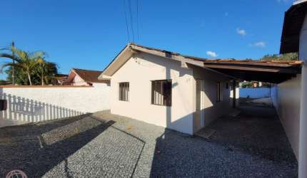 Casa com 2 quartos para alugar no Jaraguá 99, Jaraguá do Sul , 36 m2 por R$ 1.700