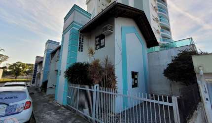 Casa comercial com 1 sala para alugar no Centro, Jaraguá do Sul , 100 m2 por R$ 2.970