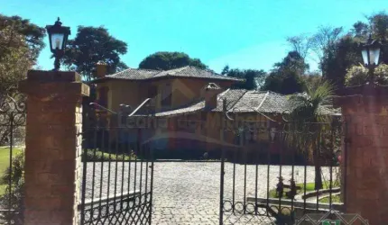 Casa- Petrópolis, Araras