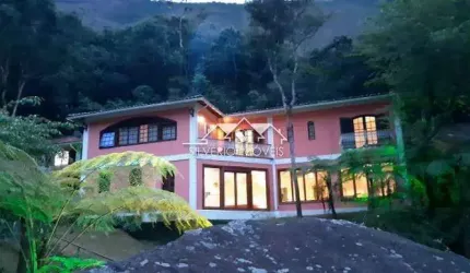 Casa- Petrópolis, Araras
