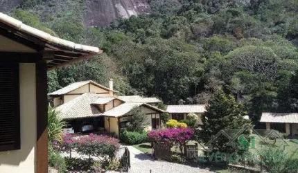 Casa- Petrópolis, Araras