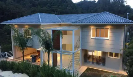 Casa- Petrópolis, Independência