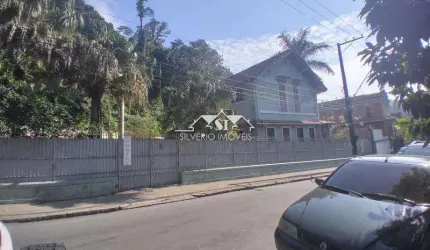 Casa- Petrópolis, Centro
