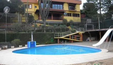 Casa- Petrópolis, Araras