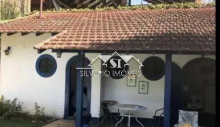 Casa- Petrópolis, Araras
