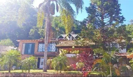 Casa- Petrópolis, Nogueira