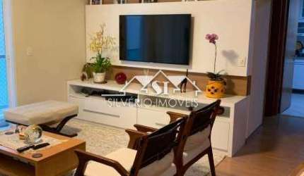 Apartamento- Petrópolis, Centro