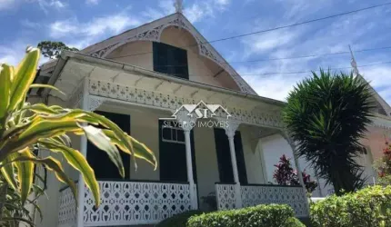 Casa- Petrópolis, Centro