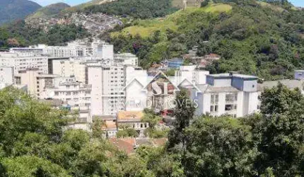 Casa- Petrópolis, Centro