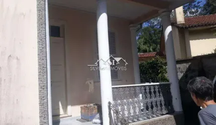 Casa- Petrópolis, Centro
