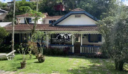 Casa- Petrópolis, Castelânea