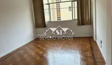 Apartamento- Petrópolis, Centro