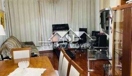 Apartamento- Petrópolis, Centro