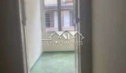 Apartamento- Petrópolis, Centro